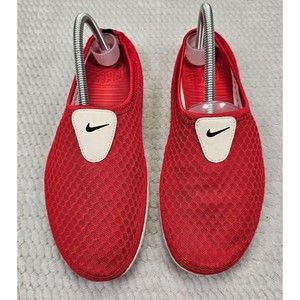 Women's Red Nike slip on shoes‎ 2 DIFFERENT SIZES Left 7 Right 8